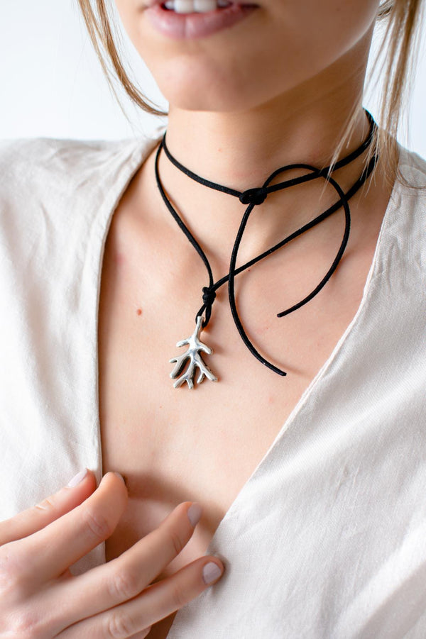 Collares