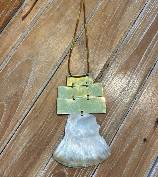 Collar Triple Bronce Nacar